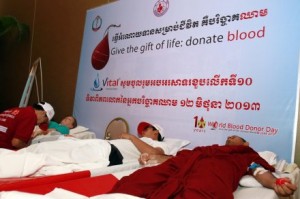 Cambodians voluntarily donate blood in  hospital in Phnom Penh on June, 12, 2013.